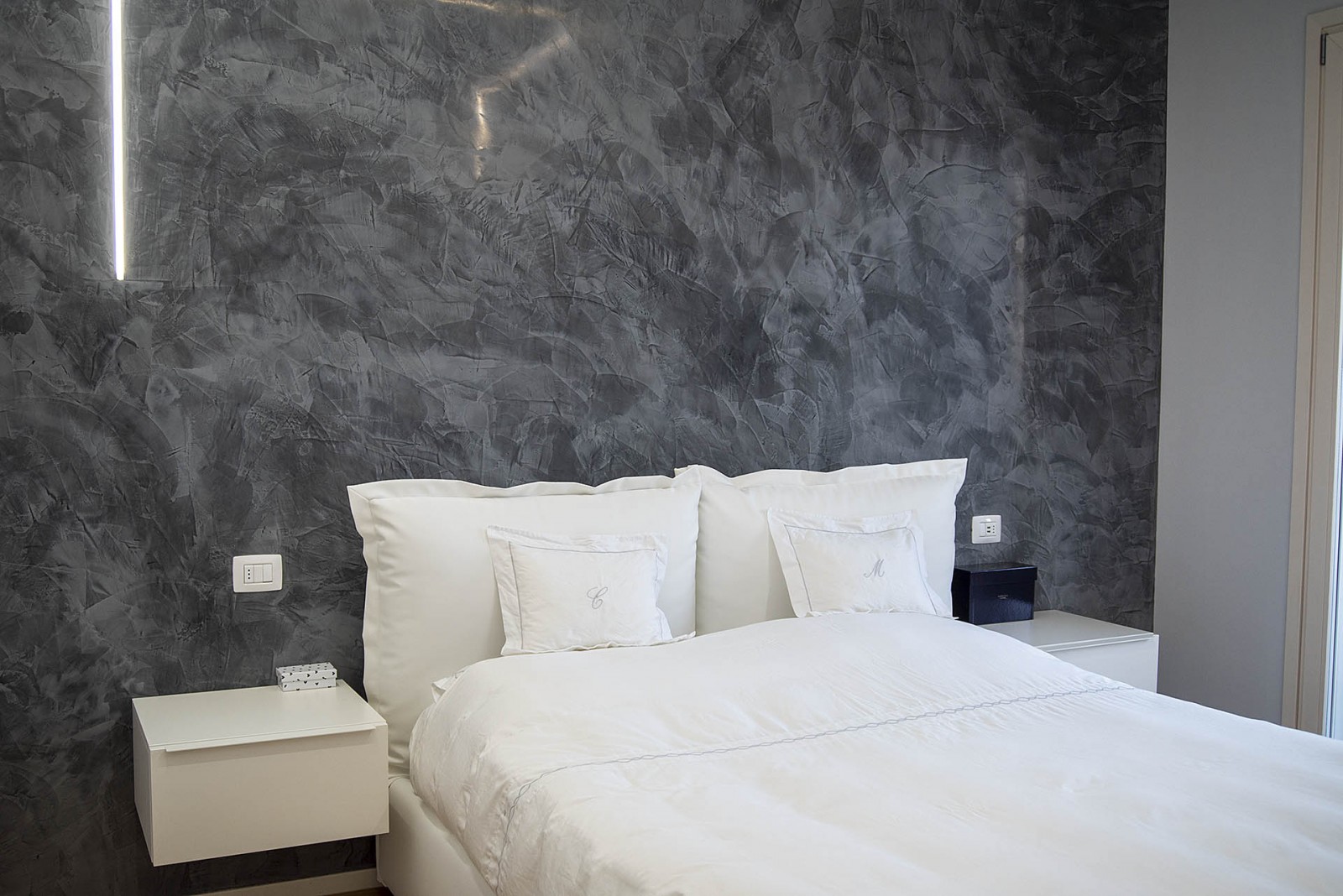 Венецианская штукатурка San Marco в Минске: выбор материала для спальни